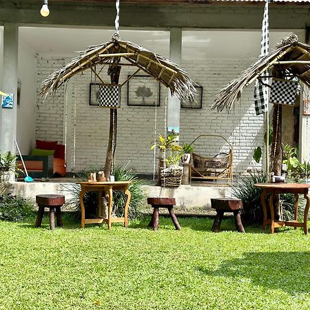 The Winaposa Hotel Munduk Buitenkant foto